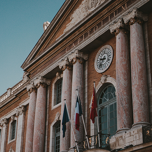 Le Capitole de Toulouse, après un déménagement effectué par la Siam Compagnie
